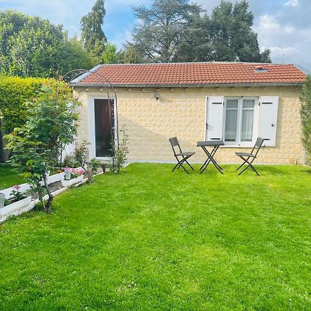 La Petite Maison لو بيرايْ أو إيفلين المظهر الخارجي الصورة